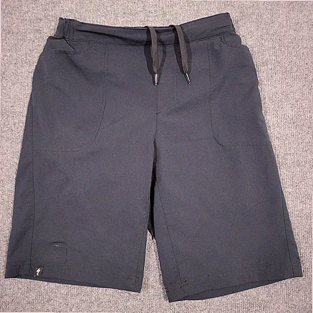 Specialized Enduro Grom Shorts Youth Large Black Elastic Waist Biking Cycling