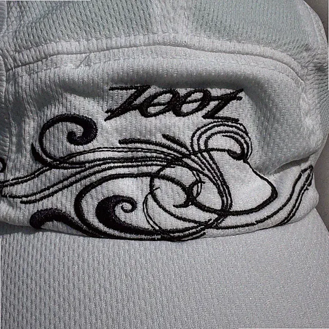 Zoot Triathlon White CoolMax Adjustable Performance Cap Swim Bike Run Hat
